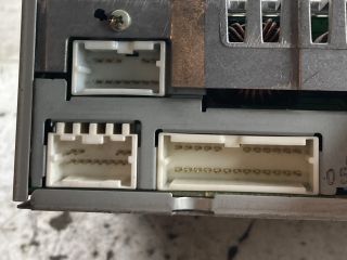 bontott NISSAN PRIMERA CD / DVD Tár