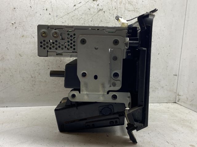 bontott NISSAN PRIMERA CD / DVD Tár