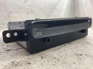 bontott NISSAN PRIMERA CD / DVD Tár