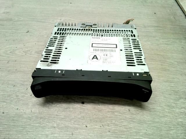 bontott NISSAN PRIMERA CD / DVD Tár