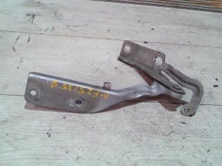 bontott NISSAN PRIMERA Csomagtérajtó Jobb Zsanér