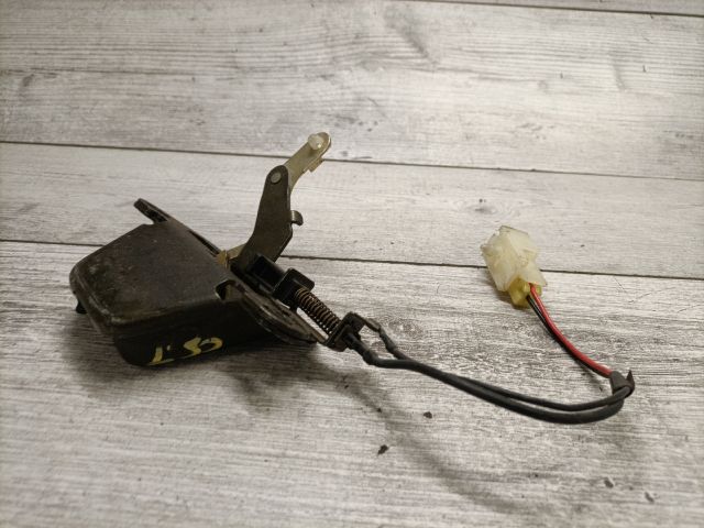 bontott NISSAN PRIMERA Csomagtérajtó Zárszerkezet