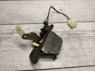 bontott NISSAN PRIMERA Csomagtérajtó Zárszerkezet