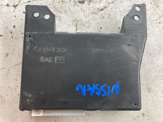 bontott NISSAN PRIMERA Elektronika (Magában)