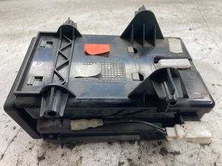 bontott NISSAN PRIMERA Első Hamutartó