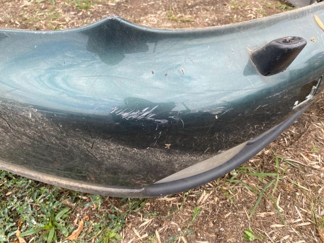 bontott NISSAN PRIMERA Első Lökhárító (Részeivel)