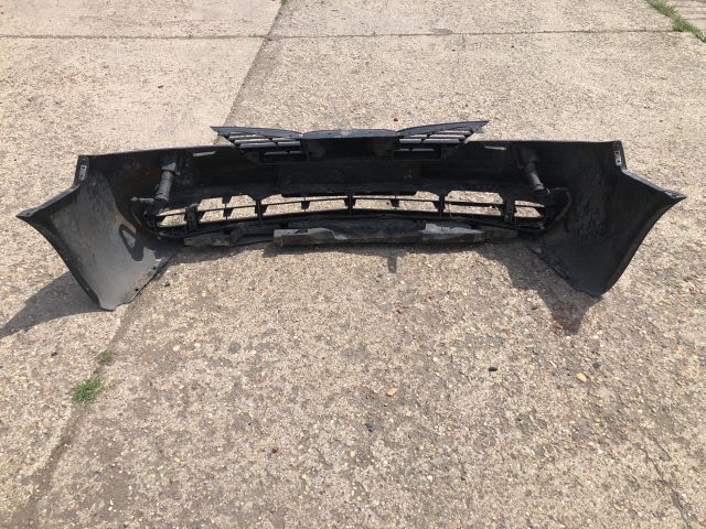 bontott NISSAN PRIMERA Első Lökhárító (Részeivel)
