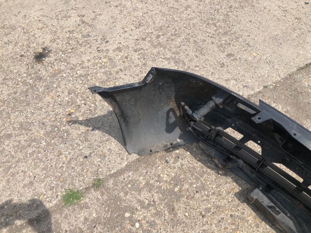 bontott NISSAN PRIMERA Első Lökhárító (Részeivel)