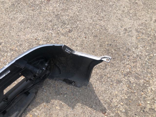 bontott NISSAN PRIMERA Első Lökhárító (Részeivel)