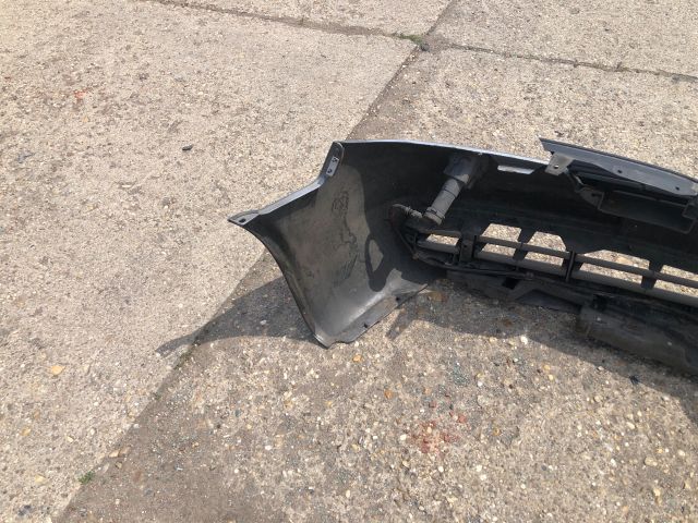 bontott NISSAN PRIMERA Első Lökhárító (Részeivel)