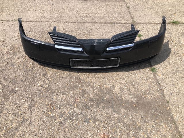 bontott NISSAN PRIMERA Első Lökhárító (Részeivel)