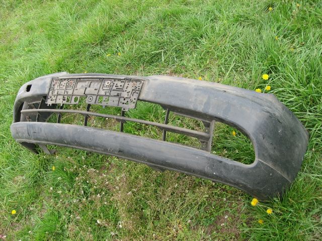 bontott NISSAN PRIMERA Első Lökhárító (Üresen)