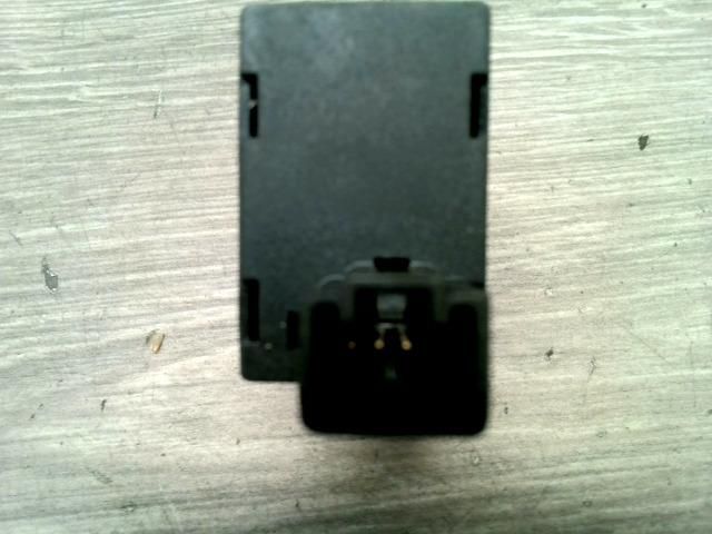 bontott NISSAN PRIMERA Fényszórómagasság Állító Kapcsoló