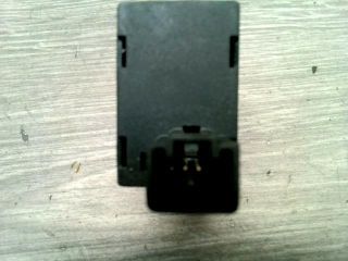 bontott NISSAN PRIMERA Fényszórómagasság Állító Kapcsoló