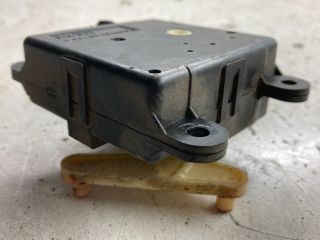 bontott NISSAN PRIMERA Fűtés Állító Motor