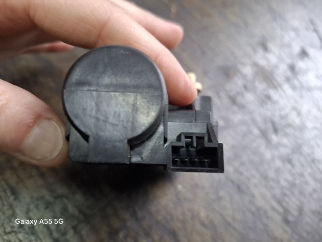 bontott NISSAN PRIMERA Fűtés Állító Motor