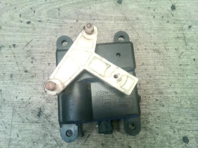 bontott NISSAN PRIMERA Fűtés Állító Motor