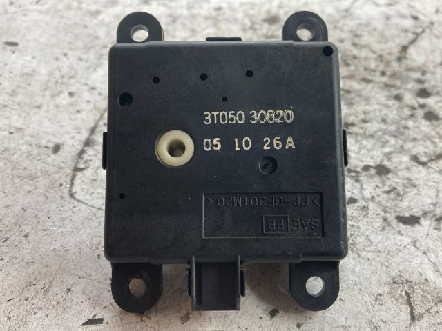 bontott NISSAN PRIMERA Fűtés Állító Motor