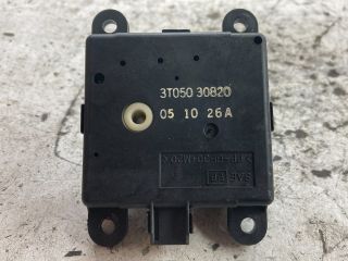 bontott NISSAN PRIMERA Fűtés Állító Motor