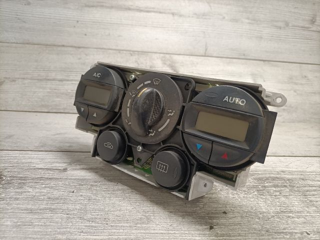 bontott NISSAN PRIMERA Fűtéskapcsoló (digit klímás)