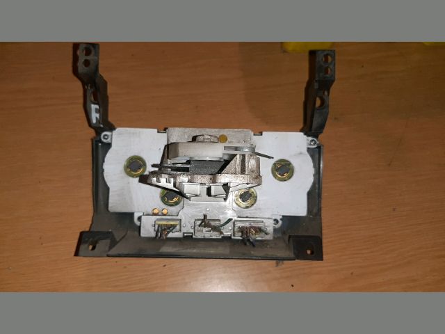 bontott NISSAN PRIMERA Fűtéskapcsoló (digit klímás)