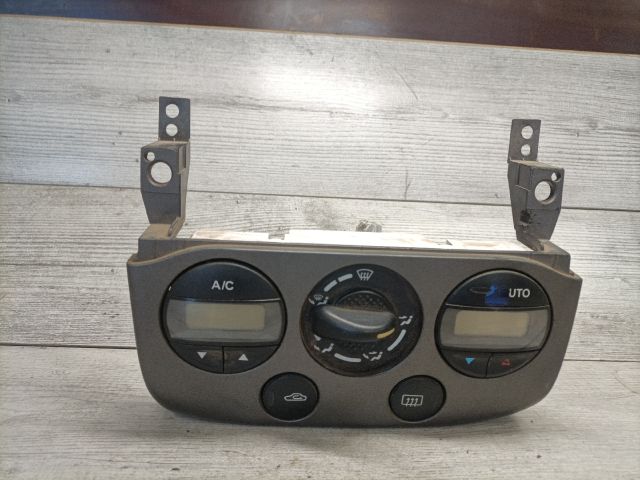 bontott NISSAN PRIMERA Fűtéskapcsoló (digit klímás)