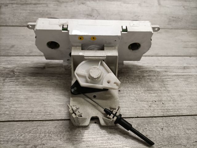 bontott NISSAN PRIMERA Fűtéskapcsoló (digit klímás)