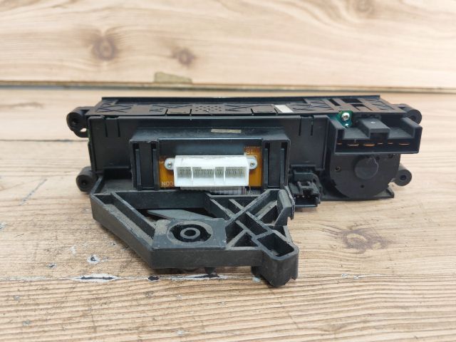 bontott NISSAN PRIMERA Fűtéskapcsoló