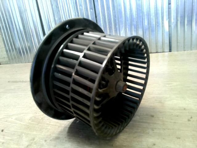 bontott NISSAN PRIMERA Fűtőmotor (Klímás)