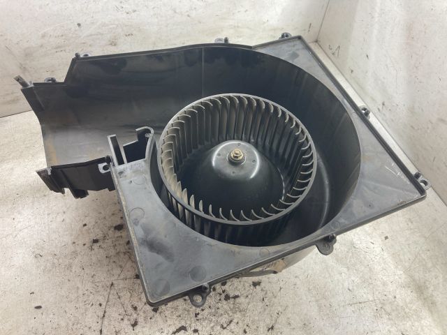 bontott NISSAN PRIMERA Fűtőmotor (Klímás)