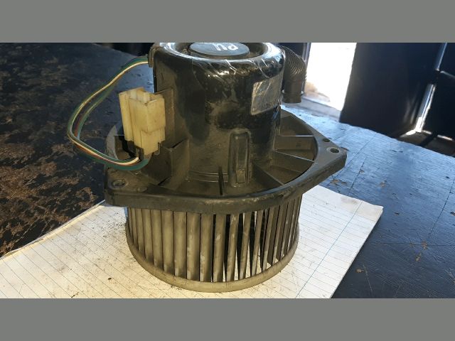 bontott NISSAN PRIMERA Fűtőmotor (Nem klímás)