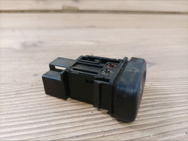 bontott NISSAN PRIMERA Hátsó Ködzárófény Kapcsoló