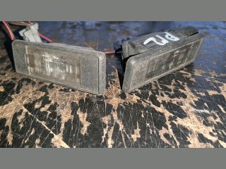 bontott NISSAN PRIMERA Hátsó Rendszámtábla Világítás