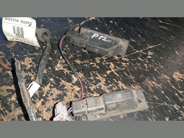 bontott NISSAN PRIMERA Hátsó Rendszámtábla Világítás