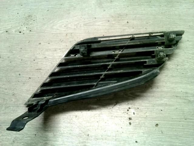 bontott NISSAN PRIMERA Hűtőrács