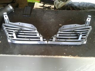 bontott NISSAN PRIMERA Hűtőrács