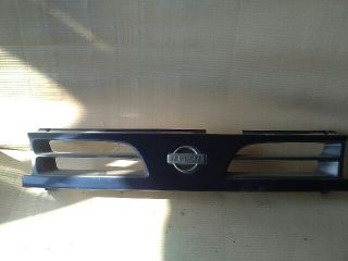bontott NISSAN PRIMERA Hűtőrács
