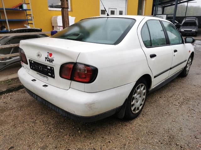 bontott NISSAN PRIMERA Jobb Belső Hátsó Lámpa