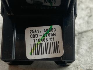 bontott NISSAN PRIMERA Jobb első Ablakemelő Kapcsoló