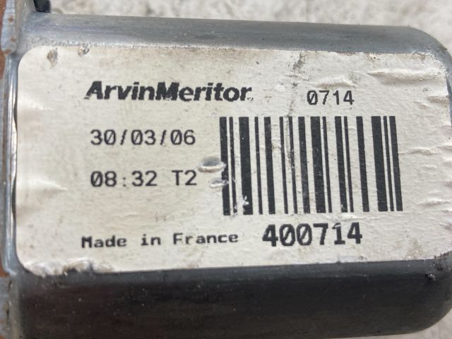 bontott NISSAN PRIMERA Jobb első Ablakemelő Motor