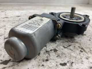 bontott NISSAN PRIMERA Jobb első Ablakemelő Motor