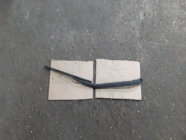 bontott NISSAN PRIMERA Jobb első Ablaktörlő Kar