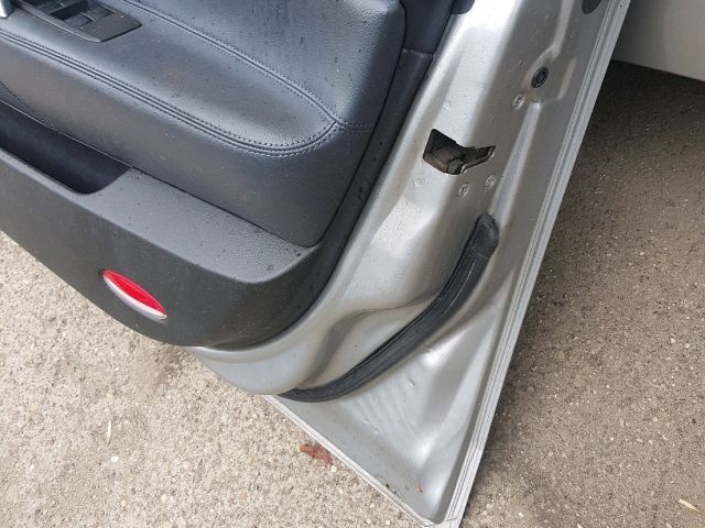 bontott NISSAN PRIMERA Jobb első Ajtó (Részeivel)