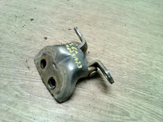 bontott NISSAN PRIMERA Jobb első Alsó Zsanér