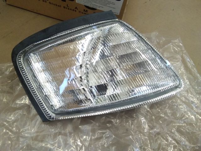 bontott NISSAN PRIMERA Jobb első Irányjelző