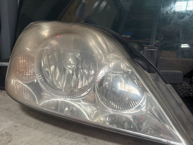 bontott NISSAN PRIMERA Jobb első Lámpabúra