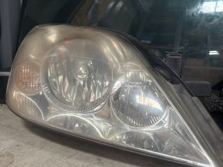 bontott NISSAN PRIMERA Jobb első Lámpabúra