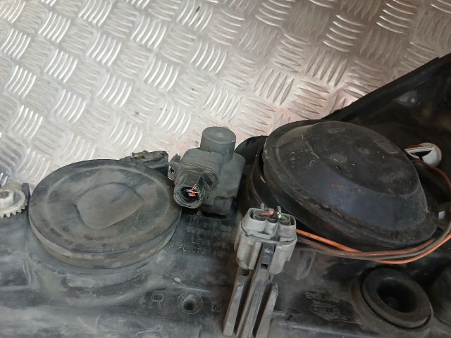 bontott NISSAN PRIMERA Jobb Fényszóró