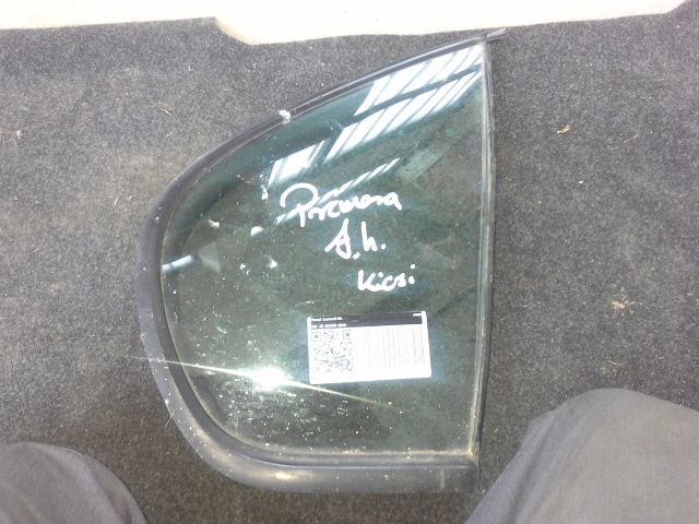 bontott NISSAN PRIMERA Jobb hátsó Ablak