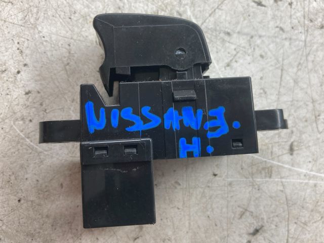bontott NISSAN PRIMERA Jobb hátsó Ablakemelő Kapcsoló